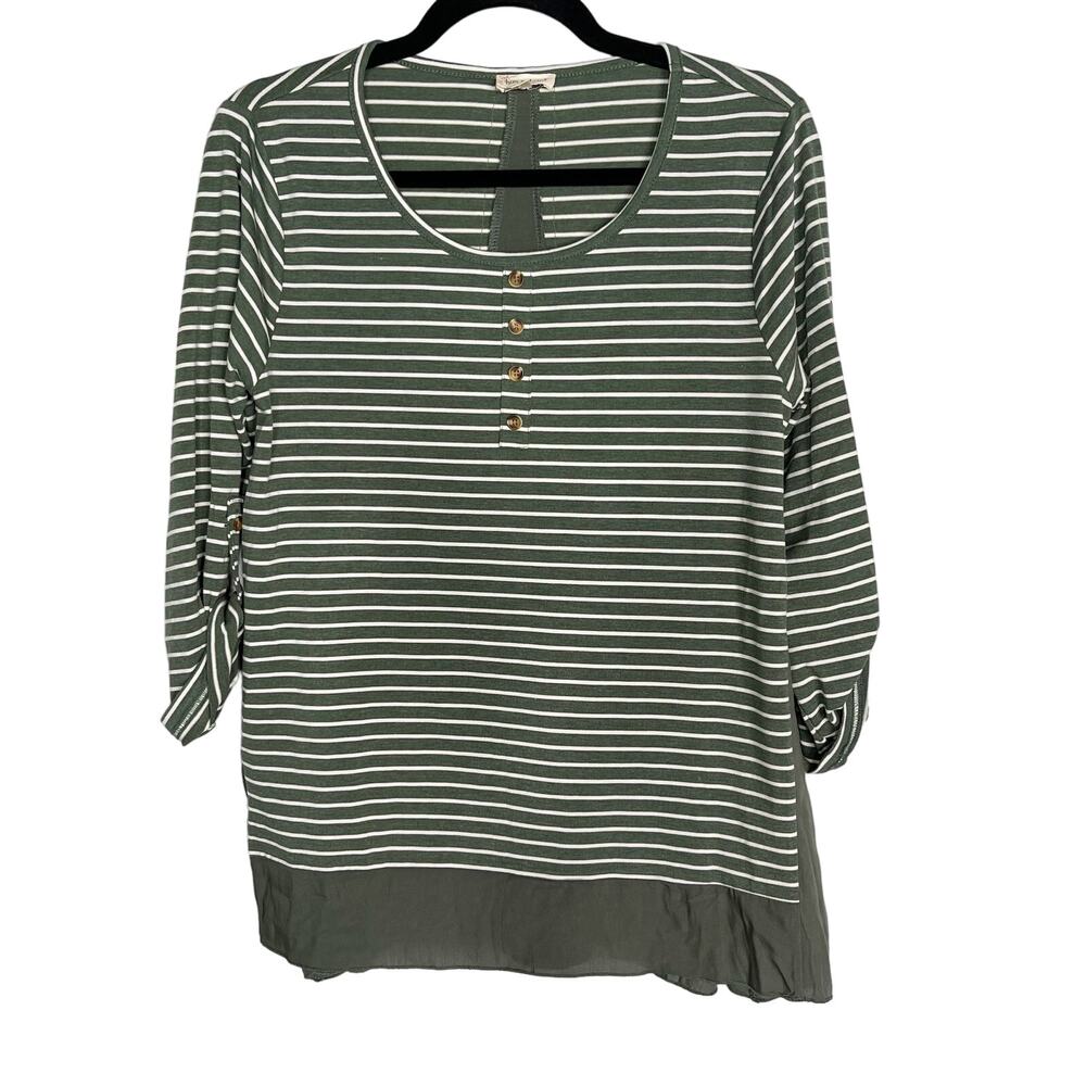 New Hem & Thread Large L Green Cream Striped 3/4 Sleeve Tee Lace Button Pieced